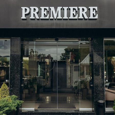 Premiere Hotel Khoust Extérieur photo