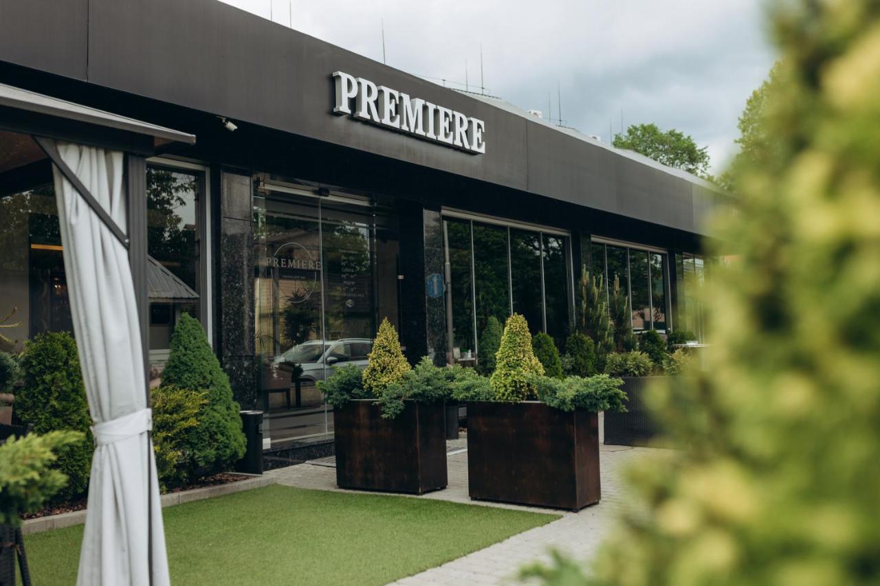 Premiere Hotel Khoust Extérieur photo
