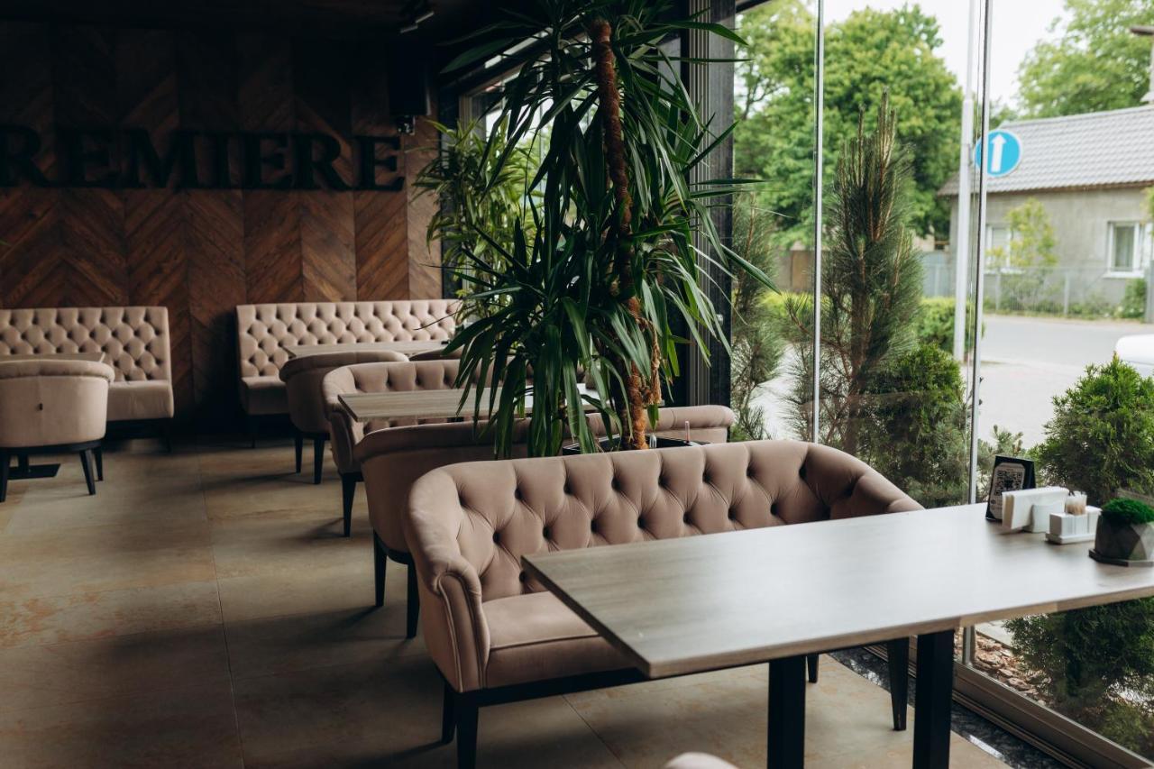 Premiere Hotel Khoust Extérieur photo